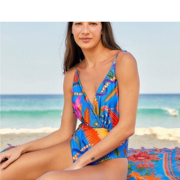 New FARM Rio Macaw Party One Piece Swimsuit - Picture 4 of 7